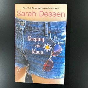 Keeping the Moon by Sarah Dessen - Paperback Novel